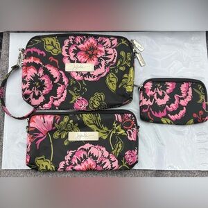 Jujube Be Set in the Blooming Romance pattern floral organization set